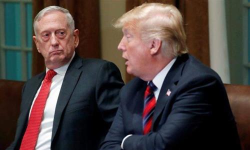 وزير الدفاع الأمريكي يتنحى من منصبه بسبب خلافات مع ترامب
