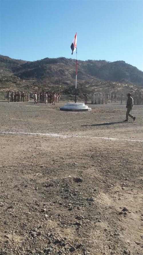 اللواء 30 مدرع يدشن العام التدريبي القتالي  الجديد في معسكر حلم بمنطقة العود غرب الضالع 