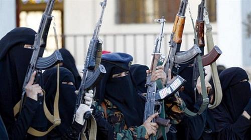 مليشيات الحوثي  تجند 4 آلاف «زينبية» في كتائبهم النسائية لقمع نساءاليمن