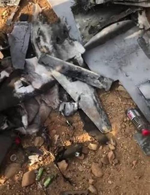 قوات الجيش تسقط طائرة استطلاع مسيرة للحوثيين في كتاف صعدة