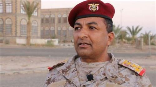 ناطق الجيش اليمني يشيد بتدخل مقاتلات التحالف العربي في استهداف تعزيزات حوثية في تعز
