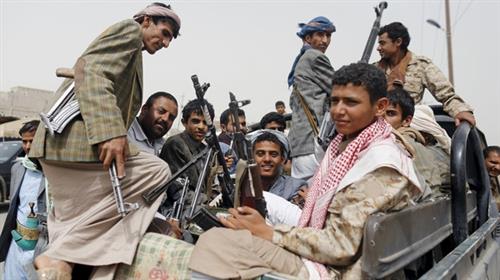 انتهاكات جديدة ترتكبها مليشيا الحوثي بصنعاء بفرضها خطباء موالين لها بقوة السلاح