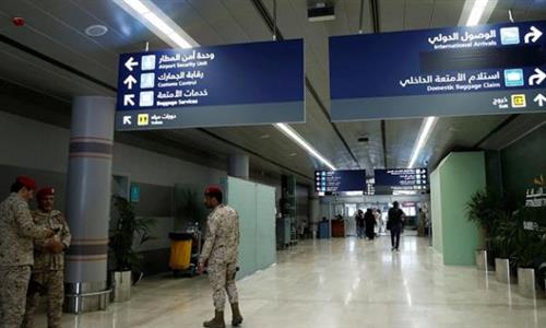 الناطق بإسم التحالف: سقوط مقذوف لميلشيا الحوثي على مطار أبها الدولي