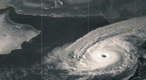 الأرصاد الجوية تنشر تحذيرات جديدة بشأن إعصار (كيار)