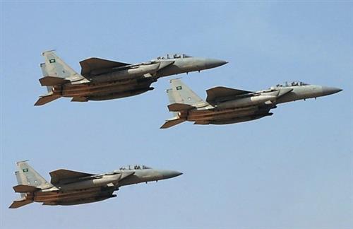 غارات مكثفة تستهدف مواقع وتعزيزات الحوثيين في صنعاء و الجوف
