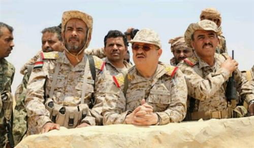 الحكومة تتوعد القادة العسكريين وتكشف عن ”ترتيبات لاستعادة الجوف بإشراف مباشر من الرئيس هادي“