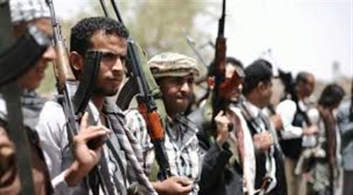 قيادات حوثية تهدد قبائل اليمن بتجنيد أبنائها بالقوة تحت ذريعة "الغرم القبلي"