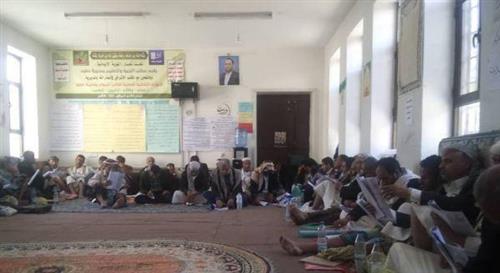الحوثيون يأججون الطائفية والأفكار الإيرانية في 140 مدرسة بالعاصمة لتصدير الوهم