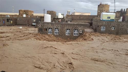 وفاة 7 أشخاص وتضرر أكثر من 6 آلاف أسرة جراء السيول في مأرب