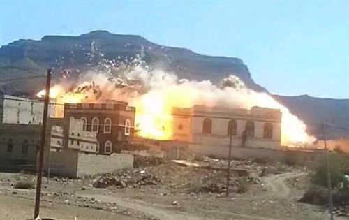 تقرير حقوقي يوثق تفجير الحوثيين لـ800 منزل في 17 محافظة يمنية