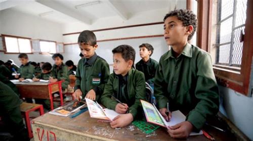 مصادر تربوية تحذر من مخطط حوثي لاستقطاب الالاف الطلاب للزج بهم في جبهات القتال