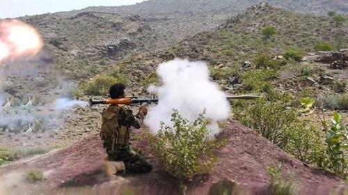    قوات الجيش تخوض معارك مستمرة ضد المليشيات الحوثية في نهم وتكبّدها خسائر فادحة