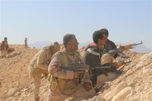  تواصل المعارك بين قوات الجيش والوطني ومليشيا الحوثي في جبهة نهم