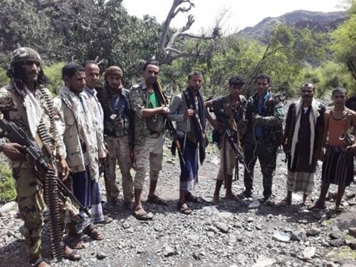 مقتل وإصابة 9 عناصر من ميليشيات الحوثي في مواجهات مع الجيش غربي تعز
