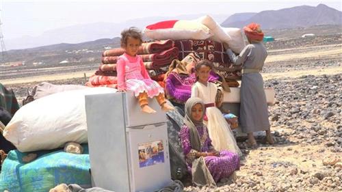 نزوح عشرات الأسر من مديريات بيحان وعسيلان جراء هجمات الحوثيين