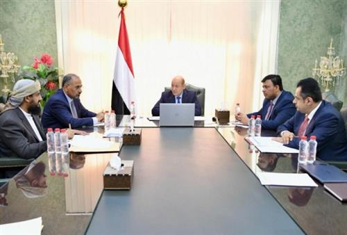 تفاصيل اجتماع مجلس القيادة الرئاسي في عدن 