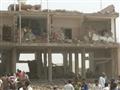  مبنى الاستخبارات العسكرية في لحج بعد تفجيره بسيارة مفخخة